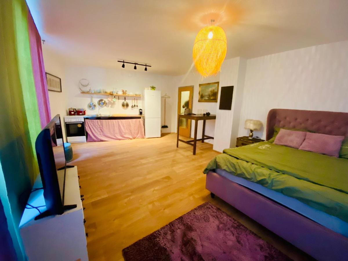 Cozy & Charming City Apartment Відень Екстер'єр фото